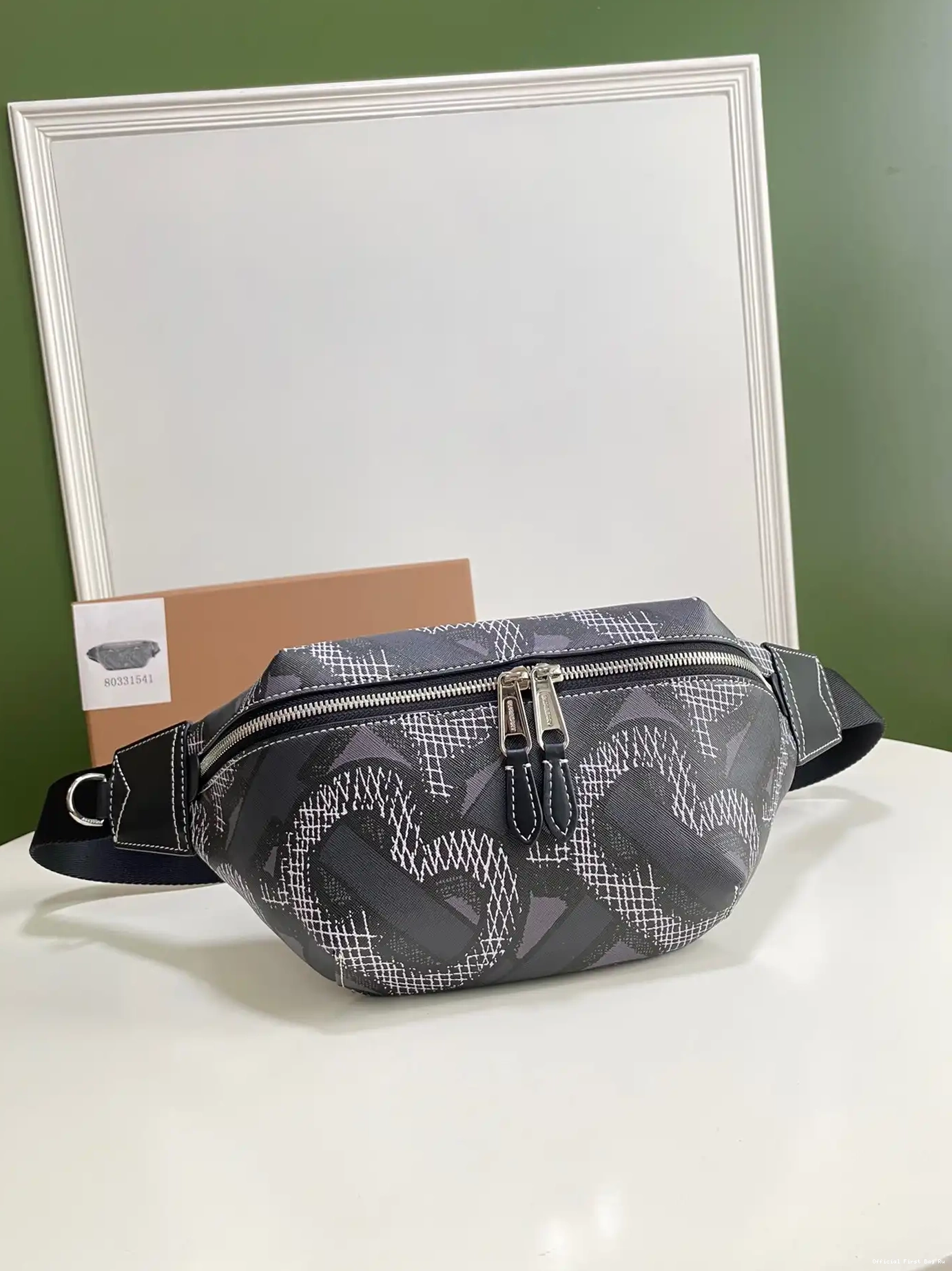 Official FirstBag Ru Bag Bum BURBERRY 0604